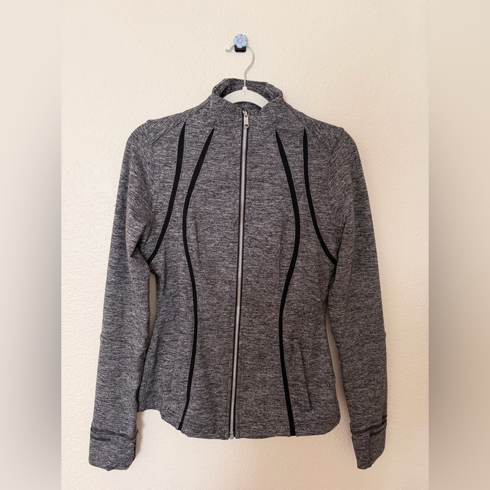 LIKE NEW Lululemon define jacket size 8